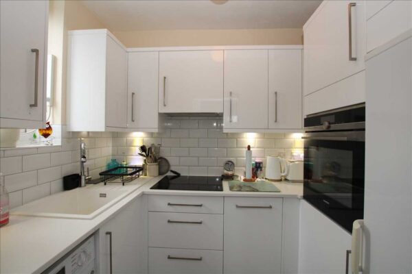 Summerhouse Court, Grayshott