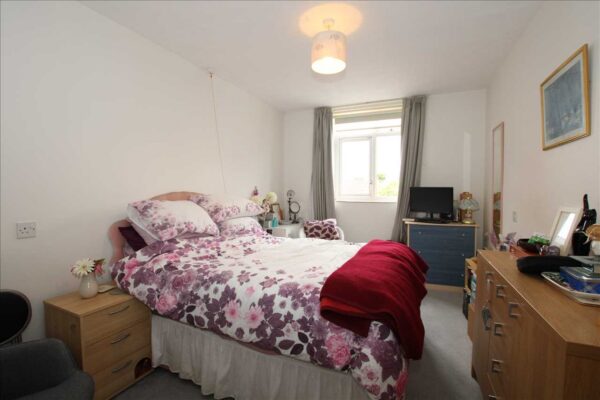 Summerhouse Court, Grayshott