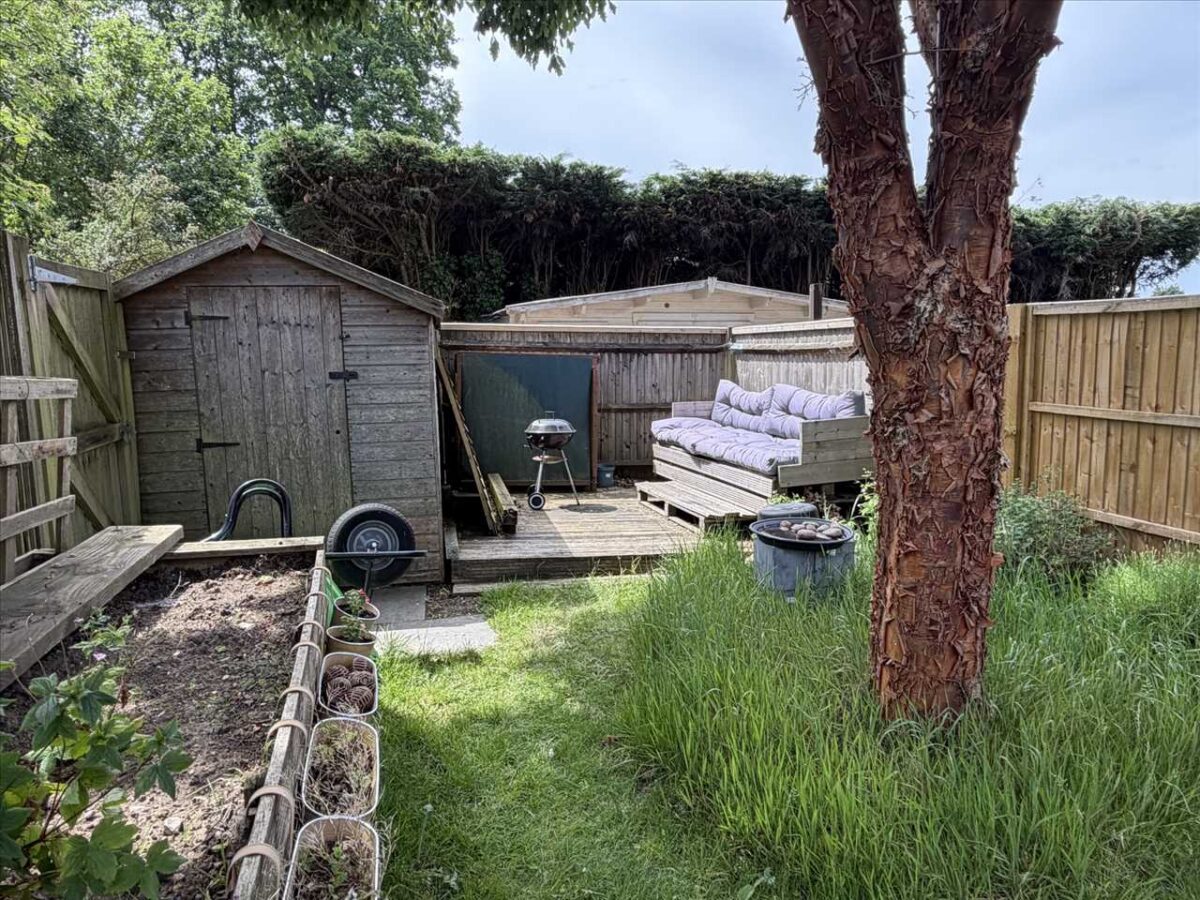 Hillside, Hindhead