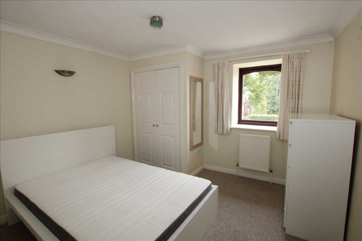 The Kings Peace, Grayshott