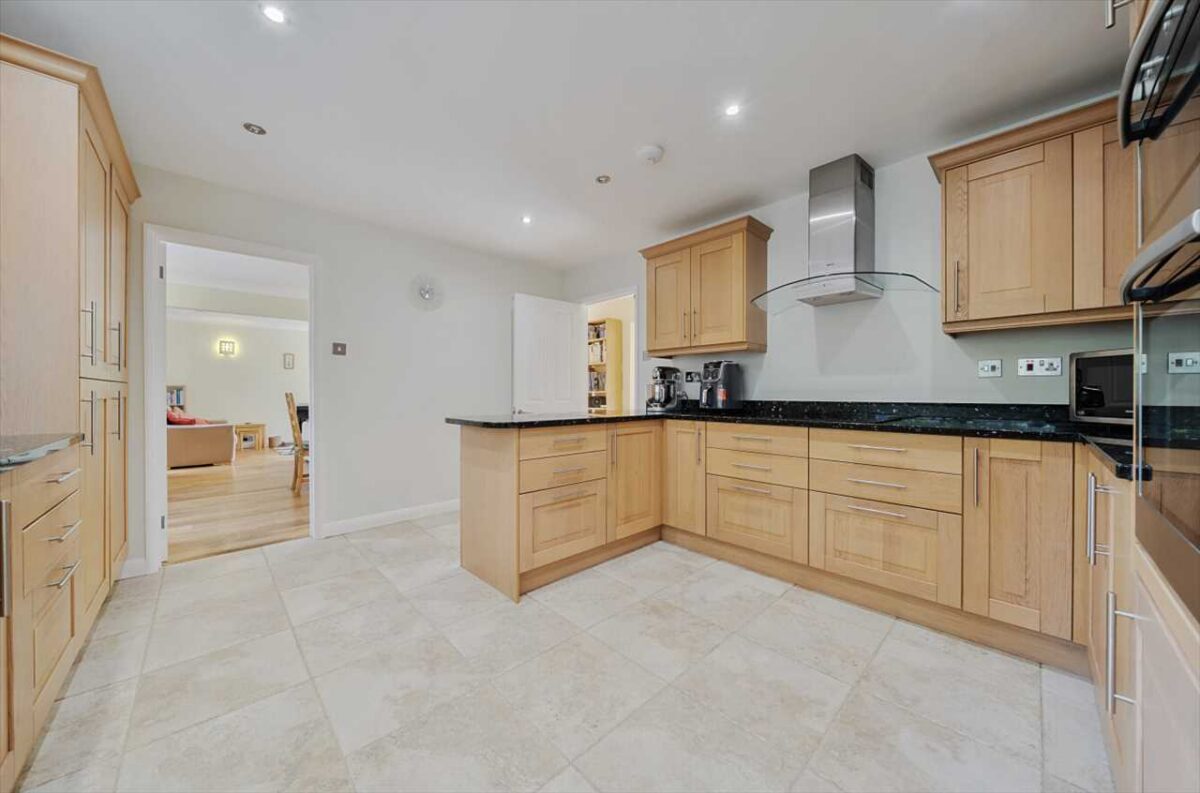 Mottram, Hindhead