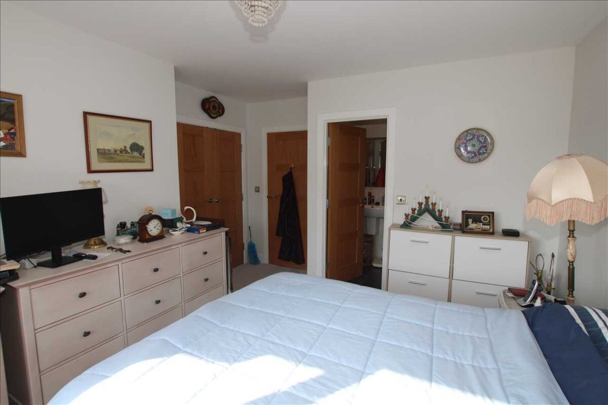 Watson Grove, Grayshott