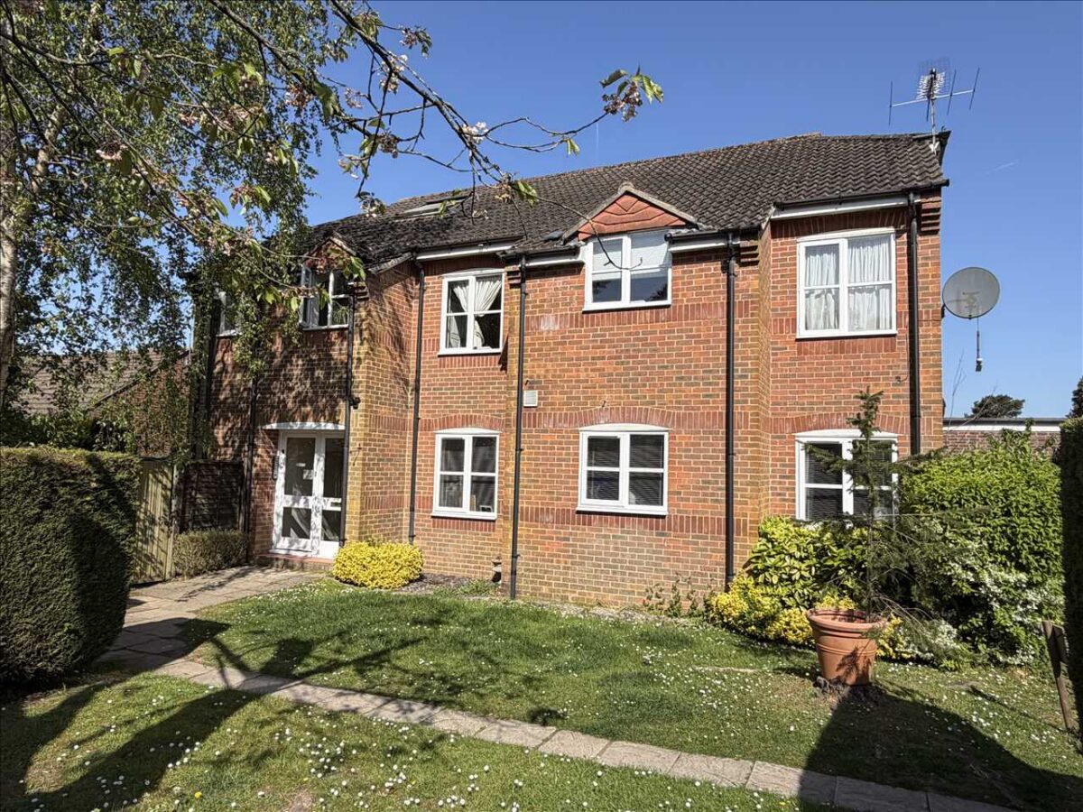 Palliser Court, Hindhead
