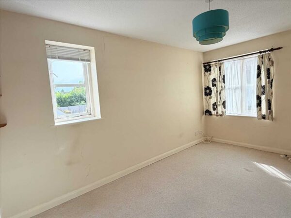 Palliser Court, Hindhead