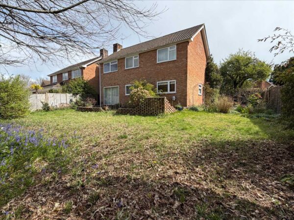 Grayshott Laurels, Lindford