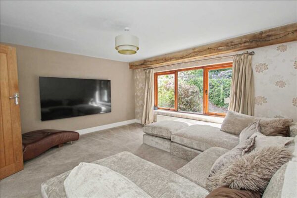 West Acre, Liss