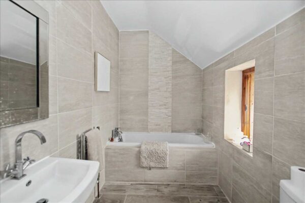West Acre, Liss