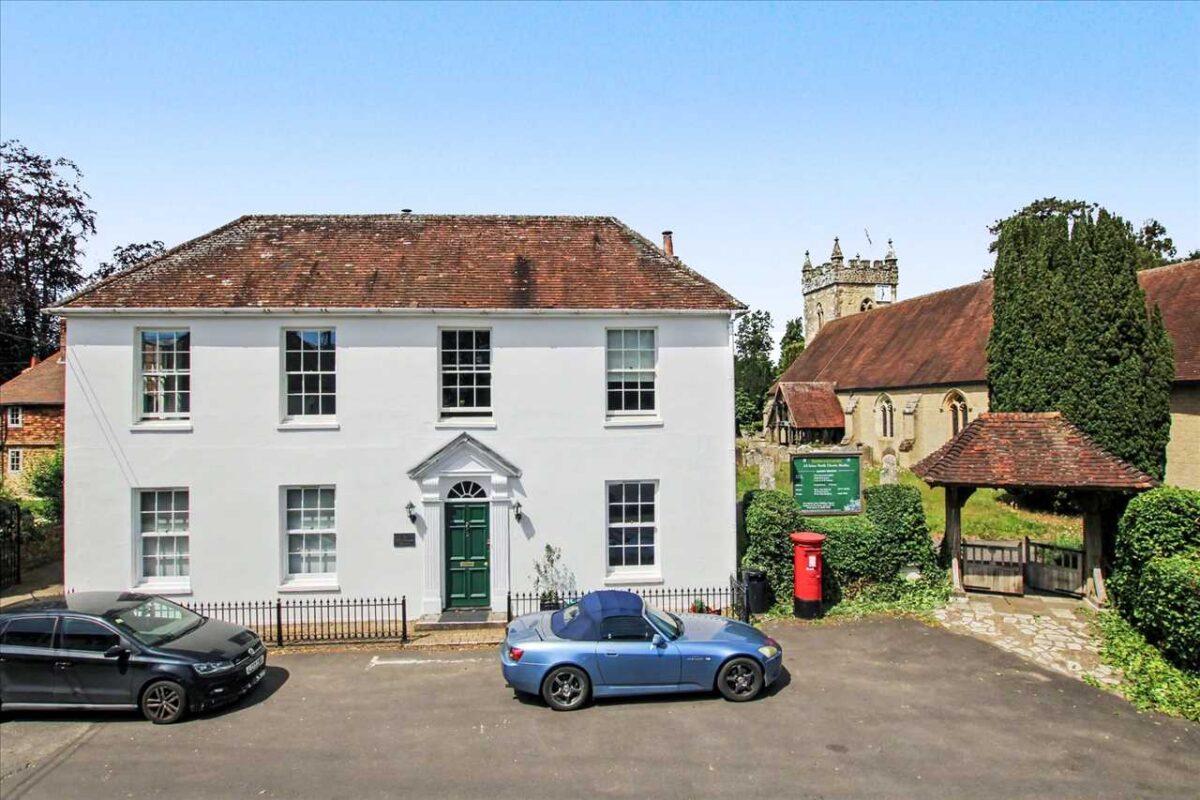 Churchgate House, Headley