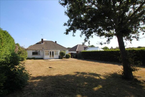Liphook Road, Lindford