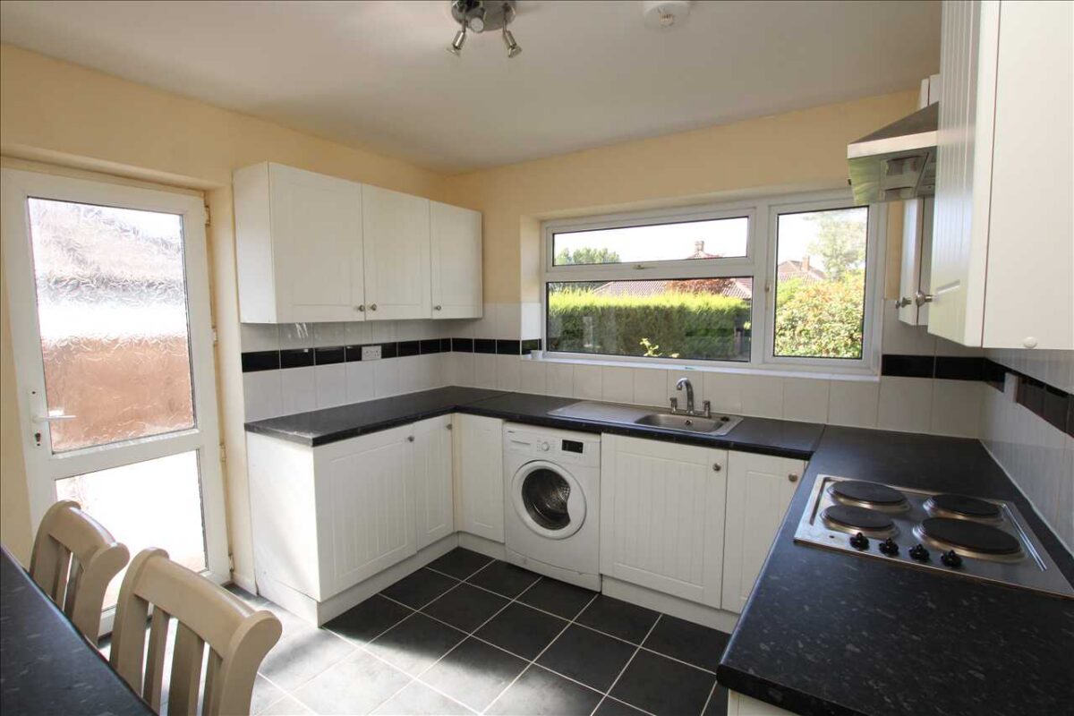 Liphook Road, Lindford