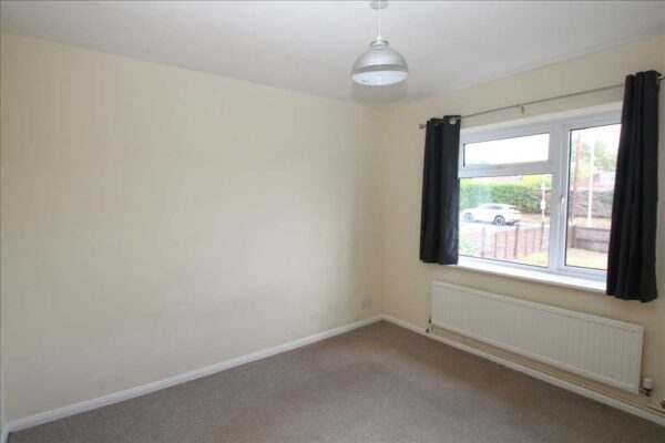 Liphook Road, Lindford